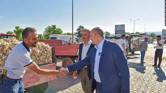 Coğrafi işaretli Taşköprü sarımsağı pazara indi
