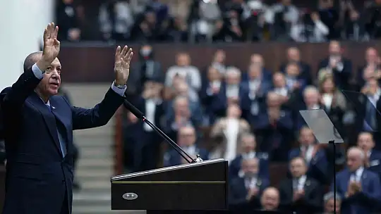 Cumhurbaşkanı Erdoğan: 'Güya her işlerinde şeffaf olacaklardı. Gördük ki bantçı olup çıkmışlar' dedi.
