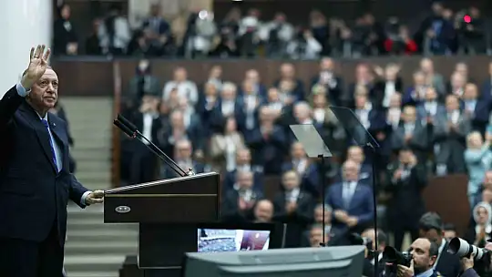 Cumhurbaşkanı Erdoğan: 'Güya her işlerinde şeffaf olacaklardı. Gördük ki bantçı olup çıkmışlar' dedi.