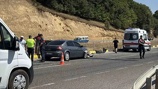 D-100'de iki otomobil kafa kafaya çarpıştı
