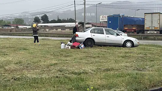 D100'da refüje çarpan cip takla attı:  4 yaralı