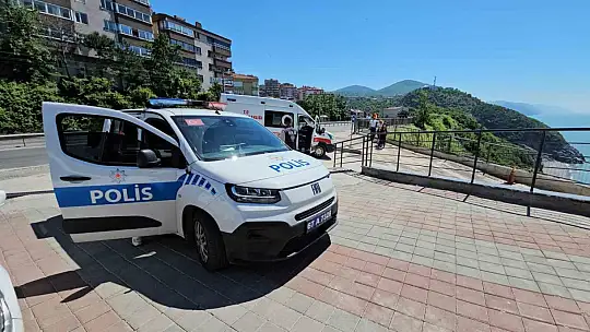 Denizdeki ceset ihbarı 'kaya' çıktı