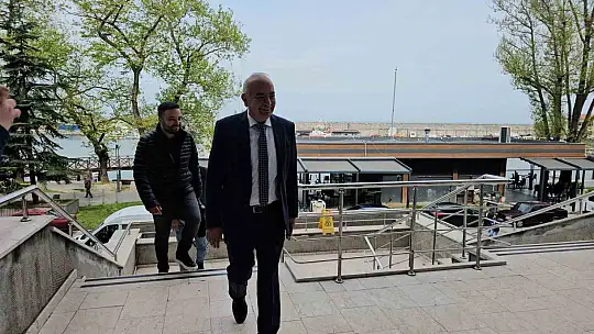 Devrek Belediyesindeki 'yolsuzluk' davasında ilk duruşma başladı: Sanıklardan