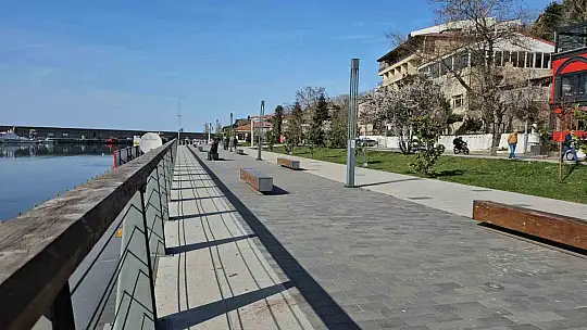 Devrek, Türkiye'nin en sıcak bölgesi olarak dikkat çekiyor