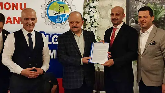 Devrekani Tarıma Dayalı İhtisas Besi Organize Sanayi Bölgesi için yatırımcılarla parsel tahsis sözleşmesi imzalandı
