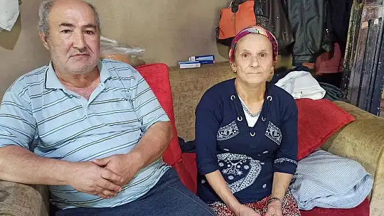 Devrekli çift yıkılmak üzere olan evde hayat mücadelesi veriyor