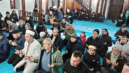 Yılın ilk sabah namazı buluşmasında bir araya geldiler