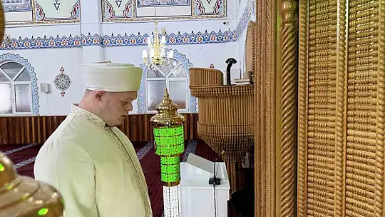 Down sendromlu Fırat'ın camideki vaazı ilgi gördü