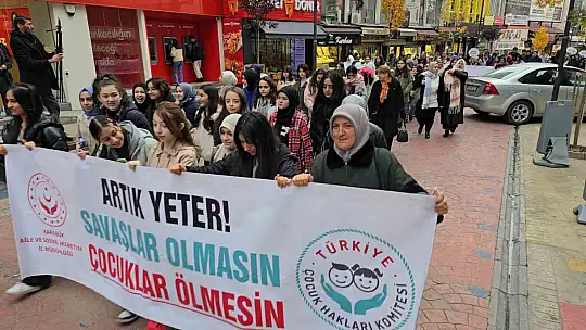 Dünya Çocuk Hakları Günü'nde Filistinli çocuklar unutulmadı