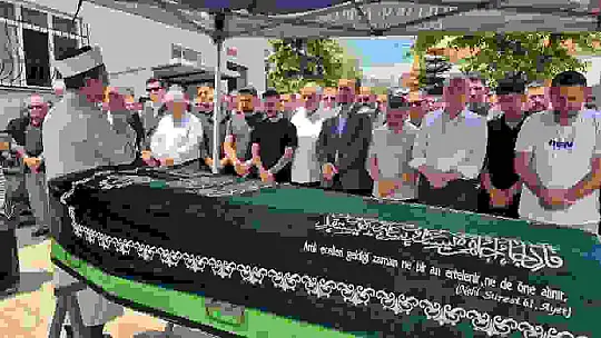 Düzce Belediye Başkanı Özlü'nün şoförü son yolculuğuna uğurlandı