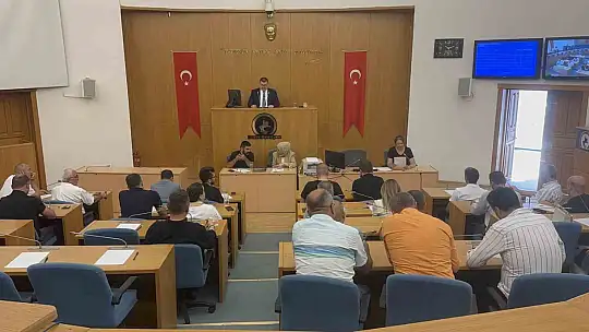Düzce Belediye Meclisi olağanüstü toplandı