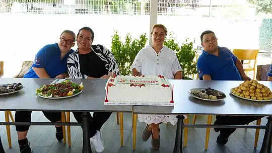 Düzce Belediyesince faaliyete geçen Kusursuz Kafe 9 yaşında