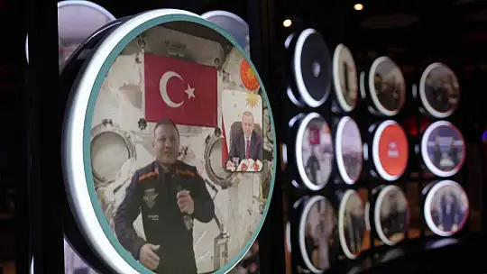 Düzce Bilim Merkezi'nde Türkiye'nin uzay yolculuğu