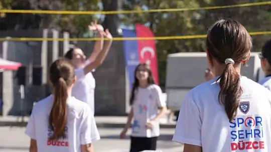 Düzce'de 'Amatör Spor Haftası' etkinlikleri kortej ile başladı
