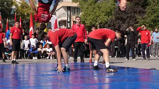Düzce'de 'Amatör Spor Haftası' etkinlikleri kortej ile başladı
