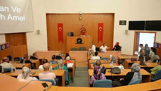 Düzce'de 'sessizliğin içinde huzur' semineri gerçekleştirildi
