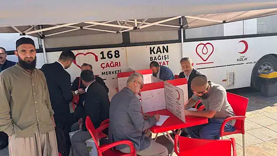 Düzce'de 107 din görevlisinden Kızılay'a kan bağışı