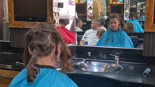 Düzce'de ağabey ve kardeşinden örnek bağış