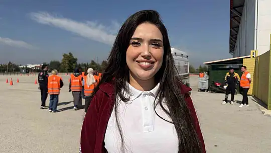 Düzce'de ambulans sürücüleri zorlu parkurlarda eğitim alıyor