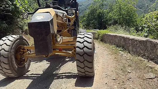 Asfalt çalışmaları devam ediyor