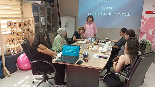 Düzce'de bebek akademisi sürüyor