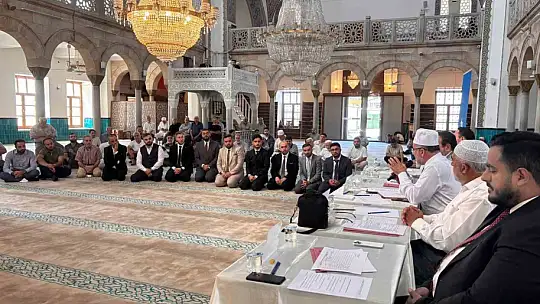 Düzce'de etkili hutbe sunumu yarışması bölge finali yapıldı