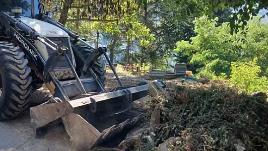 Düzce'de köy yollarında bakım sürüyor