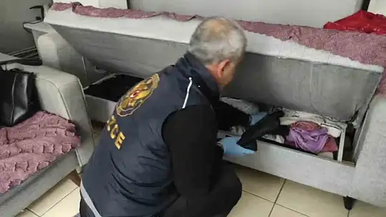 Düzce'de masaj salonlarına baskın: 7 gözaltı