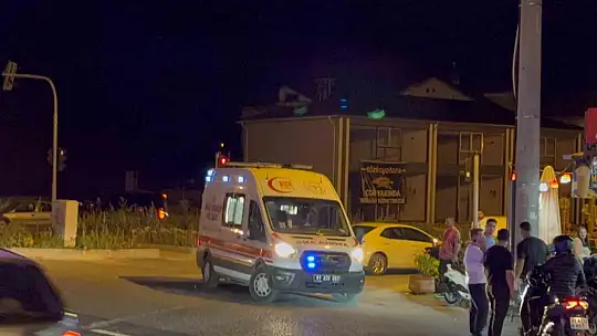 Motosikletler çarpıştı: 3 yaralı