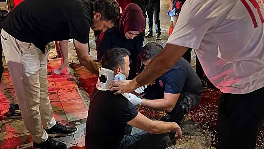 Otomobil ile hafif ticari araç çarpıştı: 3 yaralı