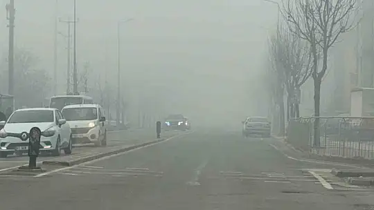 Düzce'de sabah saatlerinde sis etkili oldu