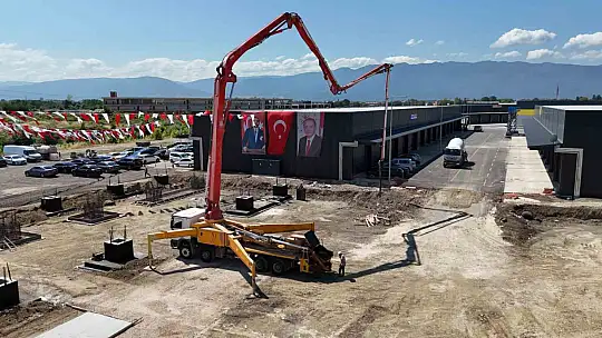Düzce'de sanayi sitesinin 2 etabı için temeller atıldı