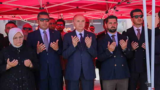 Düzce'de sanayi sitesinin 2 etabı için temeller atıldı
