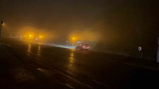 Düzce'de sis etkili oldu, yaz ortasında görüş mesafesi 10 metreye düştü