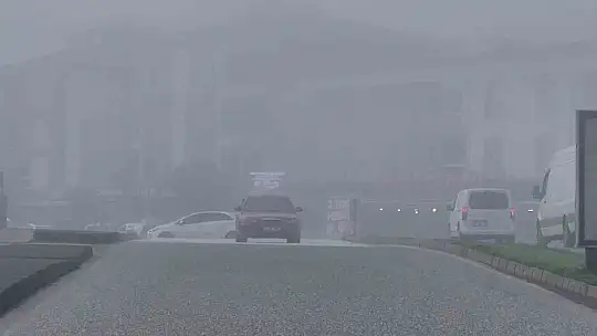 Düzce'de sis etkili oluyor