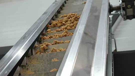 Düzce'de sokak hayvanları için mama üretim tesisi kuruldu
