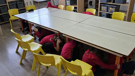 Düzce'de tüm okullarda eş zamanlı afet tatbikatı yapıldı