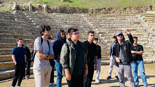Düzce'de Üniversite öğrencilerine şehir turu düzenlendi