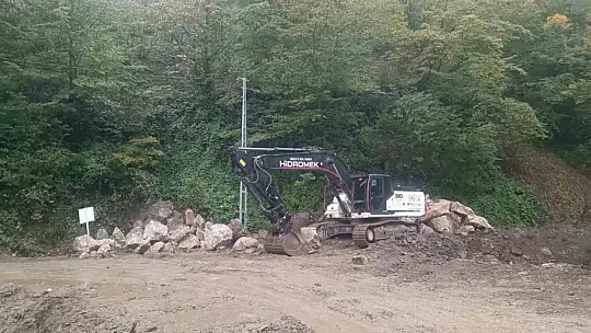 Düzce'de yağış nedeniyle kapanan yollar açıldı