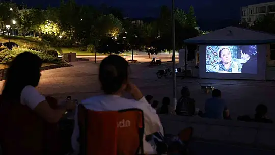 Açık hava sinema günleri başladı