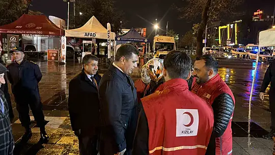 Düzceliler 26 yıl önceki depremde hayatını kaybedenleri andı