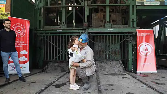 En güzel Babalar Günü: Ocaktan çıkıp ailelerine koştular