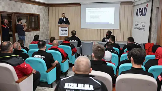 Enkazda arama kurtarma eğitimleri tamamlandı