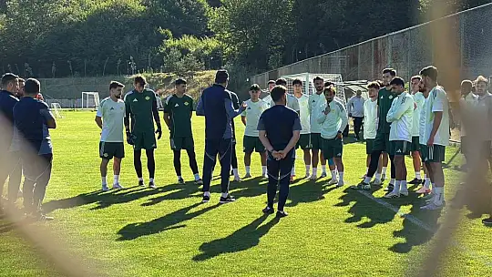Esenler Erokspor, Bolu'da güç depoluyor