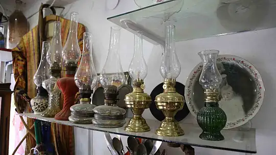Eşinden bulaşan merak kadın girişimciyi antikacı yaptı
