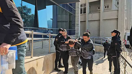 Eşini ve araya giren genci vuran şüpheli adliyeye sevk edildi