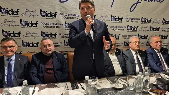 Eski Adalet Bakanı Tunç, ''Maalesef soykırımı önleyecek, kadınların , çocukların katledilmesini engelleyecek bir sistem dünyada kurulamadı''