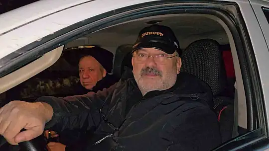 Evlerinde mahsur kalan engelli anne ve kızı ekiplerce kurtarıldı