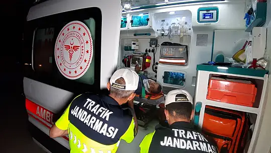 Feci kazada araçlar hurdaya döndü: 1 ölü, 1 yaralı