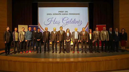 Fikir adamı Güngör düzenlenen panelde anıldı